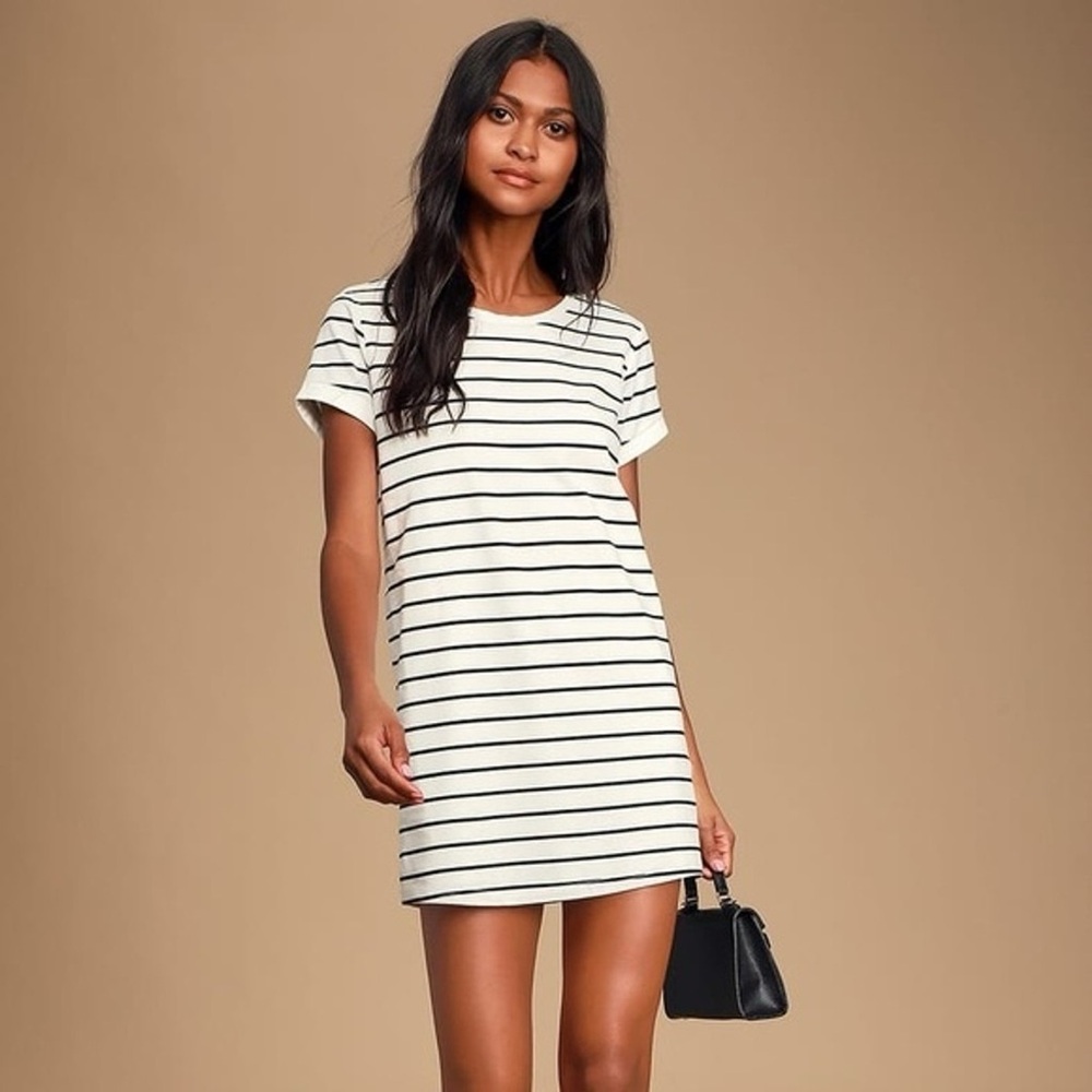 NWT Lulu’s Cafe Society Black and Cream Striped Shirt Dress